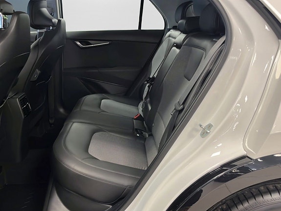 Kia Niro 9 of 14