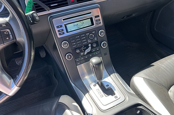Volvo V70 14 of 17