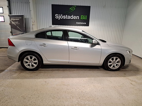 Volvo S60 6 of 15