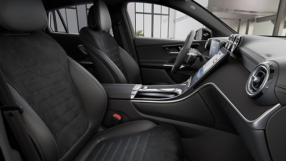 Mercedes-Benz GLC300 e 2 of 2