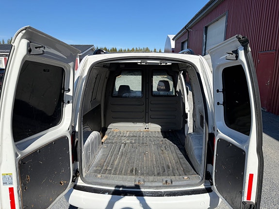 Volkswagen Caddy 14 of 23