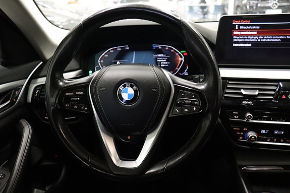 BMW 520d 13 of 24