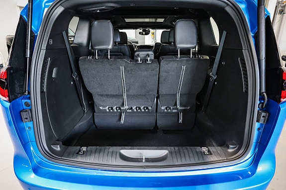 Chrysler Pacifica 11 of 30