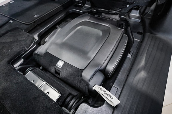 Chrysler Pacifica 22 of 30