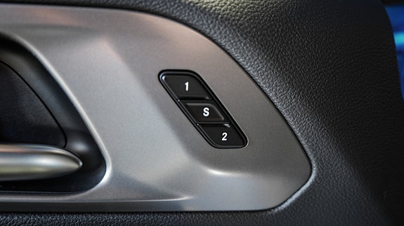 Chrysler Pacifica 21 of 30