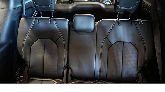 Chrysler Pacifica 18 of 30