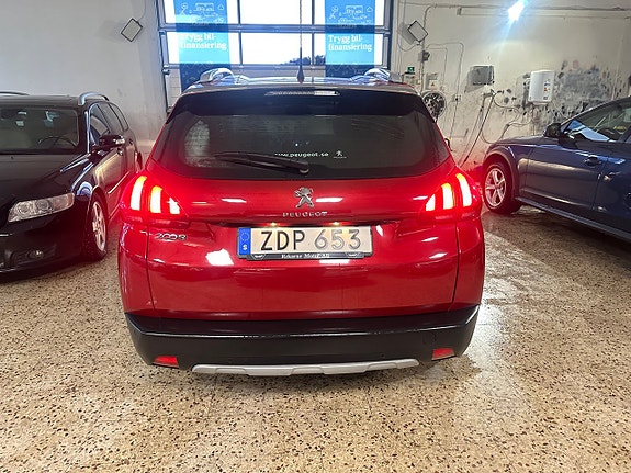 Peugeot 2008 14 of 14