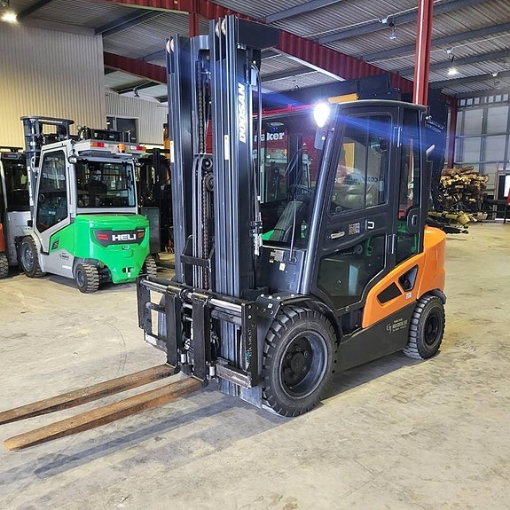 Doosan D35C-9 3500 kg 5205 mm HYR-KÖP
