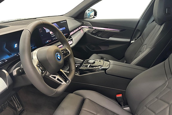 BMW 530e 12 of 20