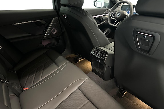 BMW 530e 7 of 20
