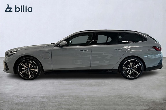 BMW 530e 3 of 20