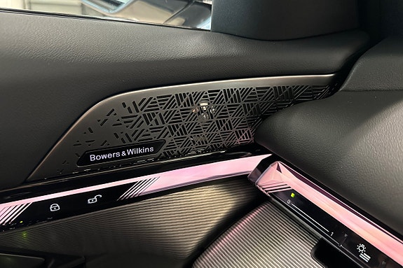 BMW 530e 19 of 20