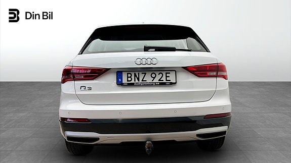 Audi Q3 5 of 5