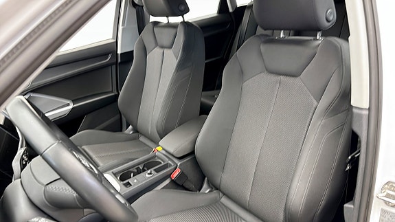 Audi Q3 8 of 12