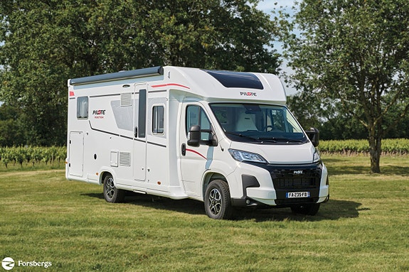 Pilote P720 FGJ SELECTION - Taksäng / 200W Solcell / Dieselpanna med elpatro