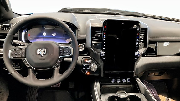 RAM 1500 4 of 18