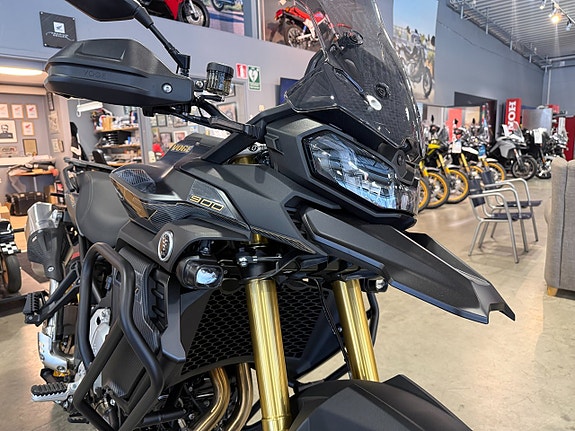 Voge DS900X Black Knight #Inbytesstöd på 10.000:-# 8 of 13