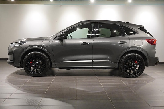 Ford Kuga 3 of 18