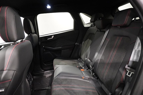 Ford Kuga 9 of 18