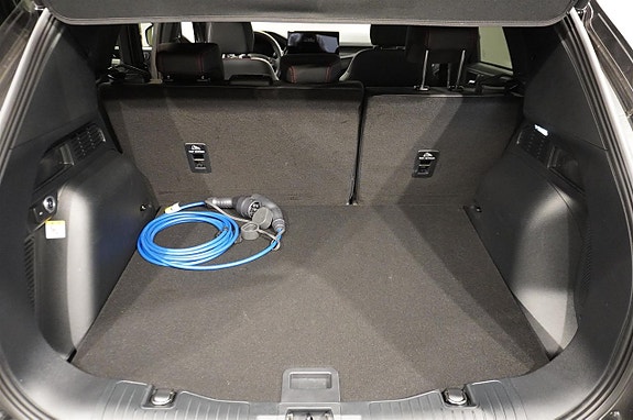 Ford Kuga 10 of 18