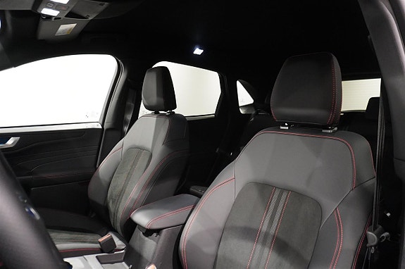 Ford Kuga 8 of 18