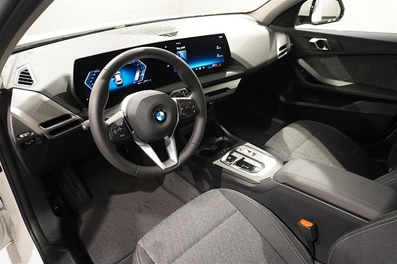 BMW 120 4 of 16