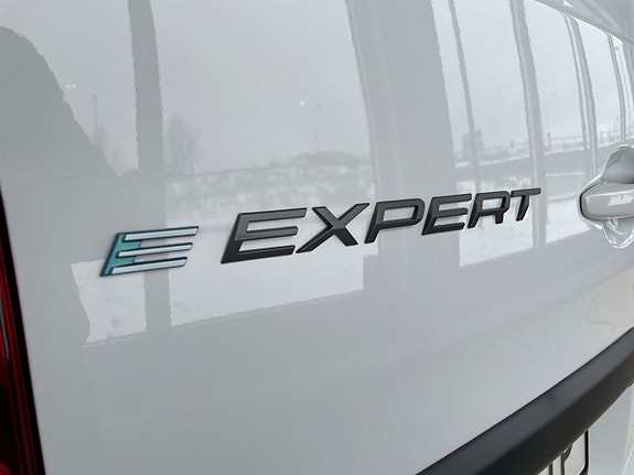 Peugeot e-Expert 3 of 5
