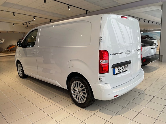 Peugeot e-Expert 4 of 5