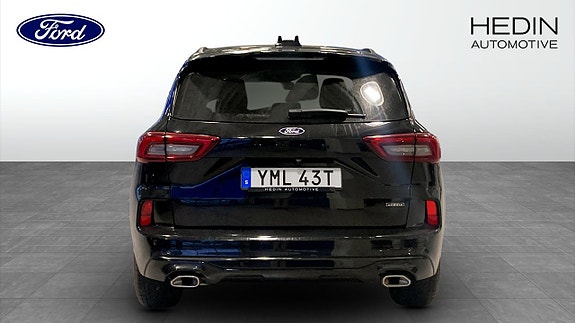 Ford Kuga 7 of 9