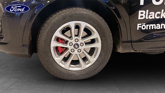 Ford Kuga 9 of 9