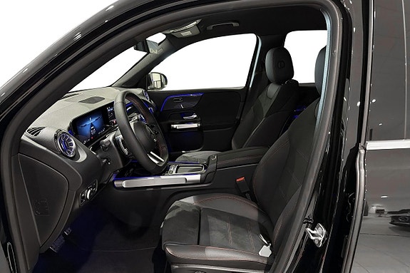 Mercedes-Benz GLB220 d 11 of 17