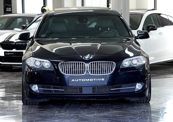 BMW 550i 2 of 5