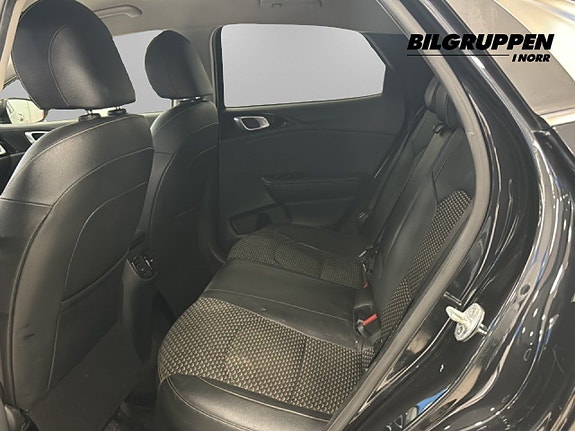 Kia XCeed 9 of 15