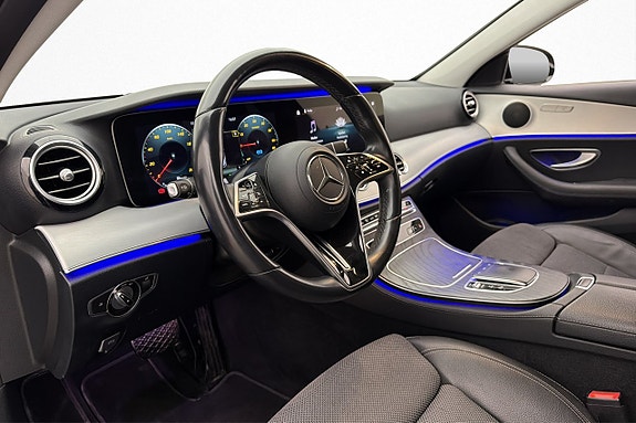 Mercedes-Benz E300 10 of 30