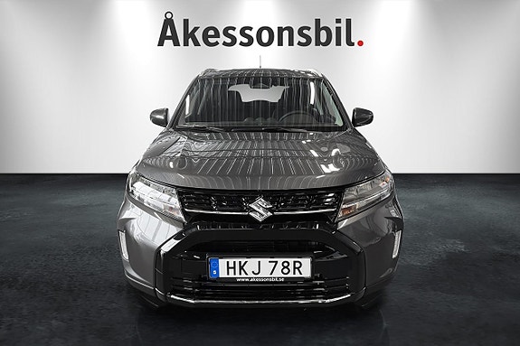 Suzuki Vitara 2 of 5