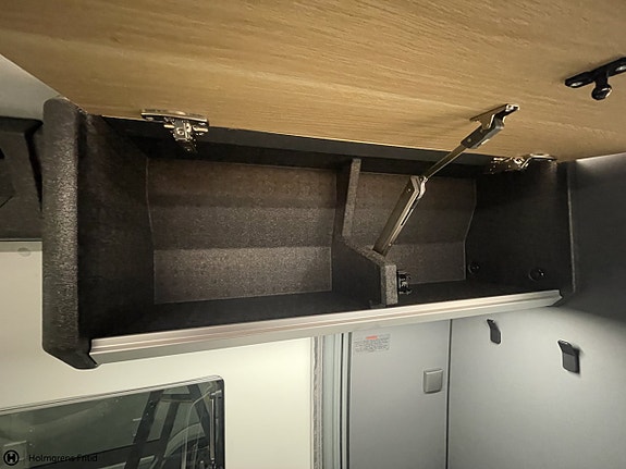 Adria Twin 640 SLB 60Y | TRUMA VÄRME | LÅNGBÄDDAR 13 of 25