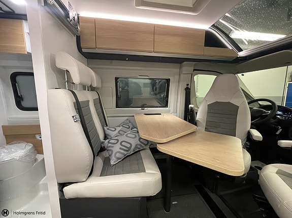 Adria Twin 640 SLB 60Y | TRUMA VÄRME | LÅNGBÄDDAR 9 of 25