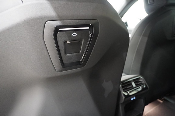 BMW i5 17 of 20
