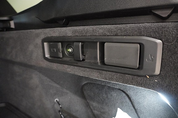 BMW i5 15 of 22