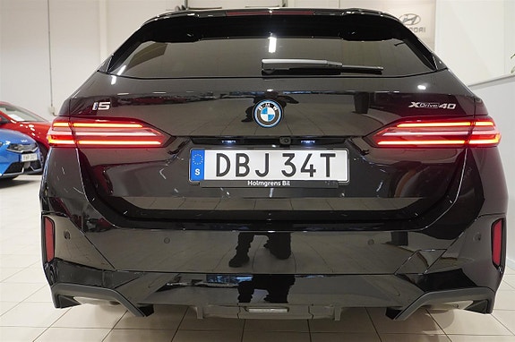 BMW i5 20 of 20