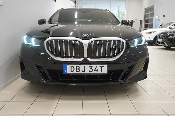 BMW i5 20 of 22