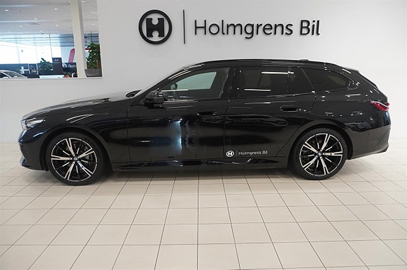 BMW i5 3 of 22