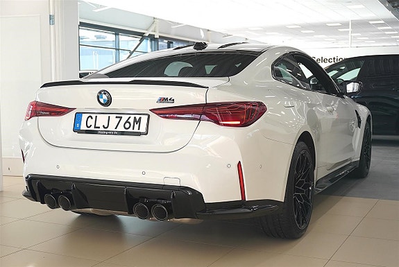 BMW M4 8 of 13