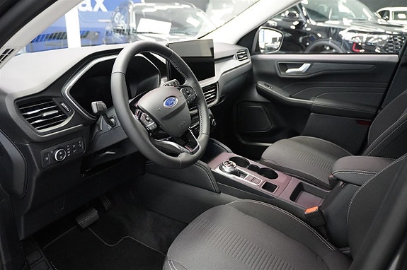 Ford Kuga 2 of 10