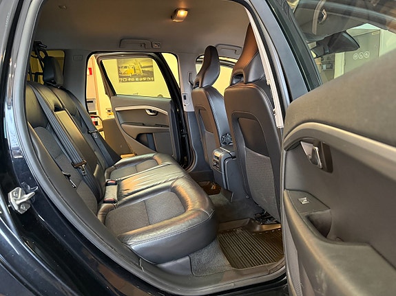 Volvo V70 22 of 27