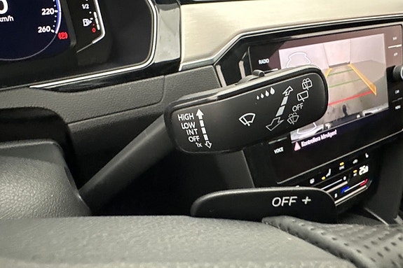 Volkswagen Passat Alltrack 26 of 26