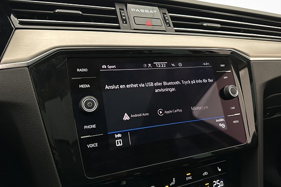 Volkswagen Passat Alltrack 20 of 26