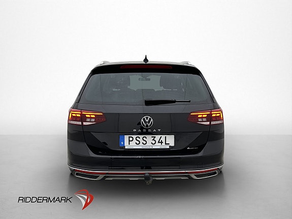 Volkswagen Passat Alltrack 5 of 26