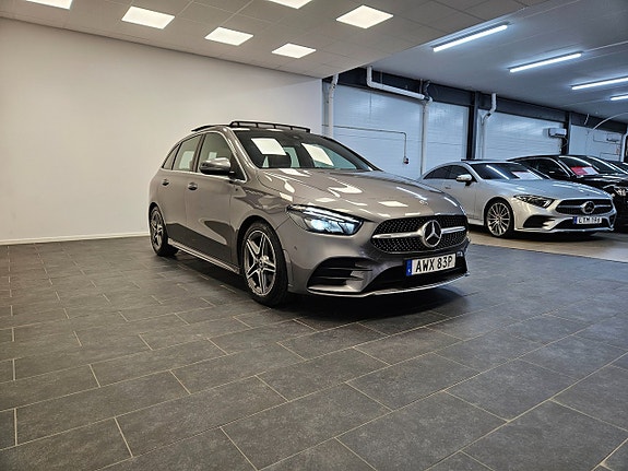 Mercedes-Benz B180 5 of 5