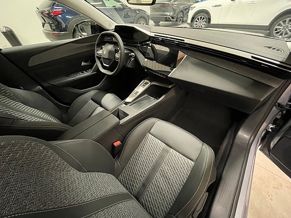 Peugeot 308 SW 6 of 18